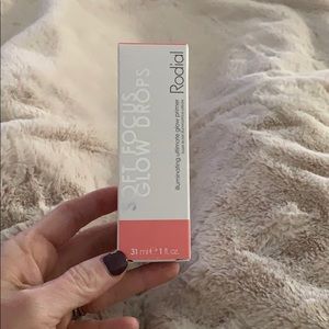 Soft Focus Glow Drops by Radial
